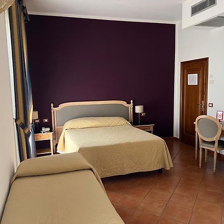 Hotel Bologna Флоренція Екстер'єр фото